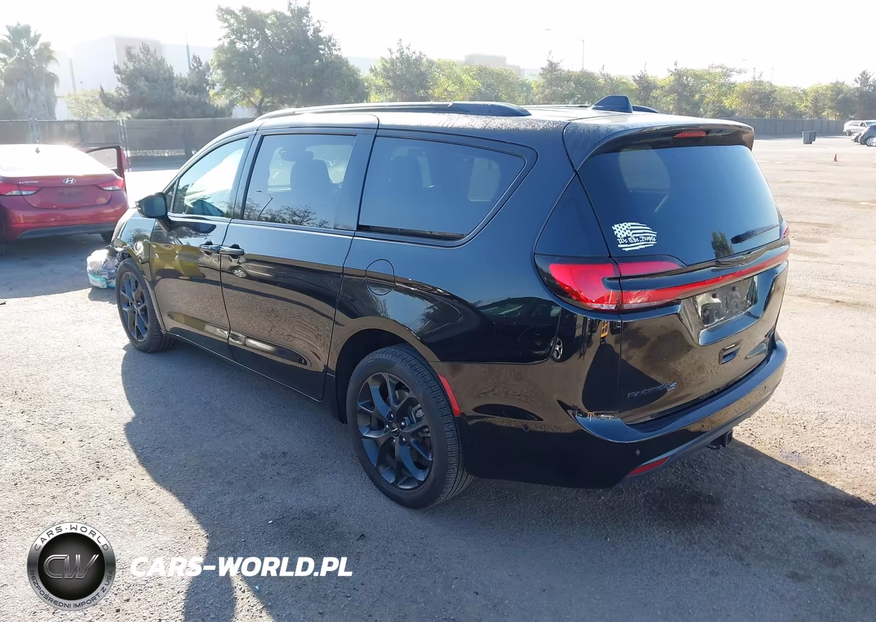 2025 Chrysler Pacifica Limited Awd VIN:2C4RC3GG6SR518108 - 3