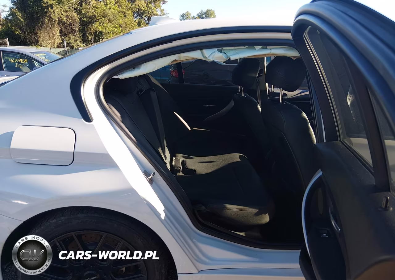 2018 BMW 320 Xi VIN:WBA8E5G5XJNU46886 - 8