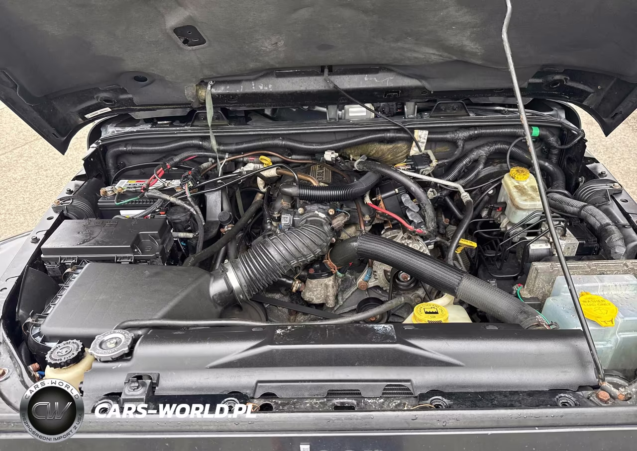 2008 Jeep Wrangler Sahara VIN:1J4FA54118L536421 - 10