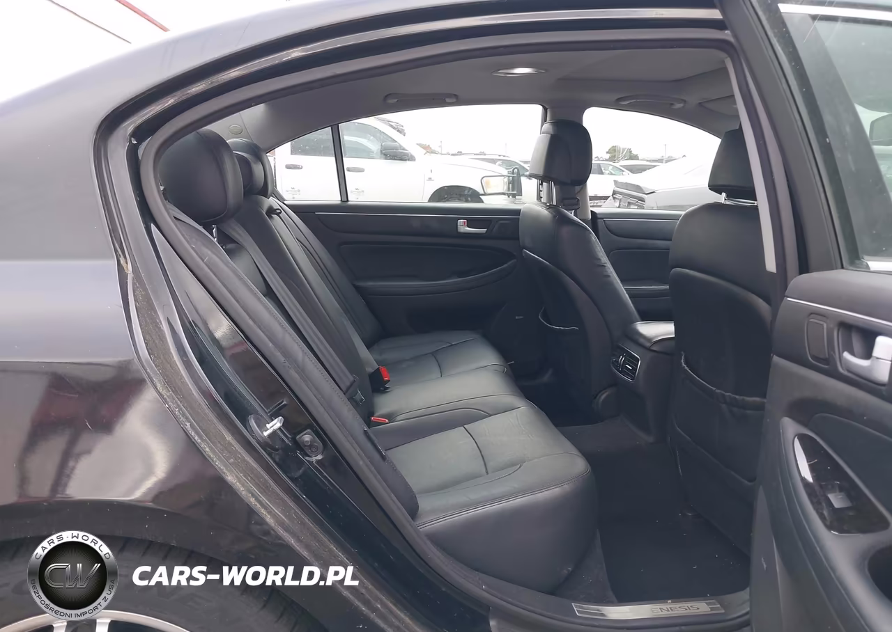 2014 Hyundai Genesis 3.8 VIN:KMHGC4DD2EU265234 - 8