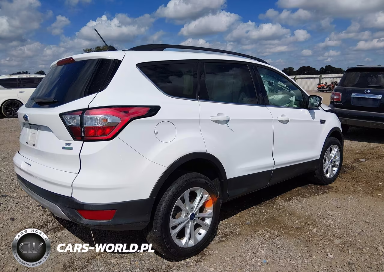 2018 Ford Escape Se VIN:1FMCU0GD2JUA48499 - 4