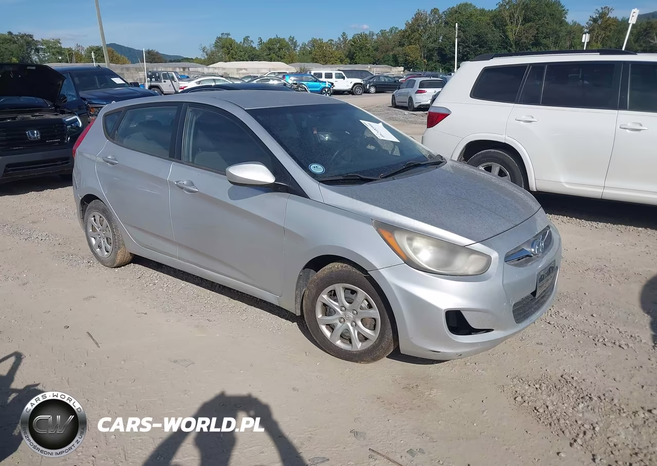 2014 Hyundai Accent Gs