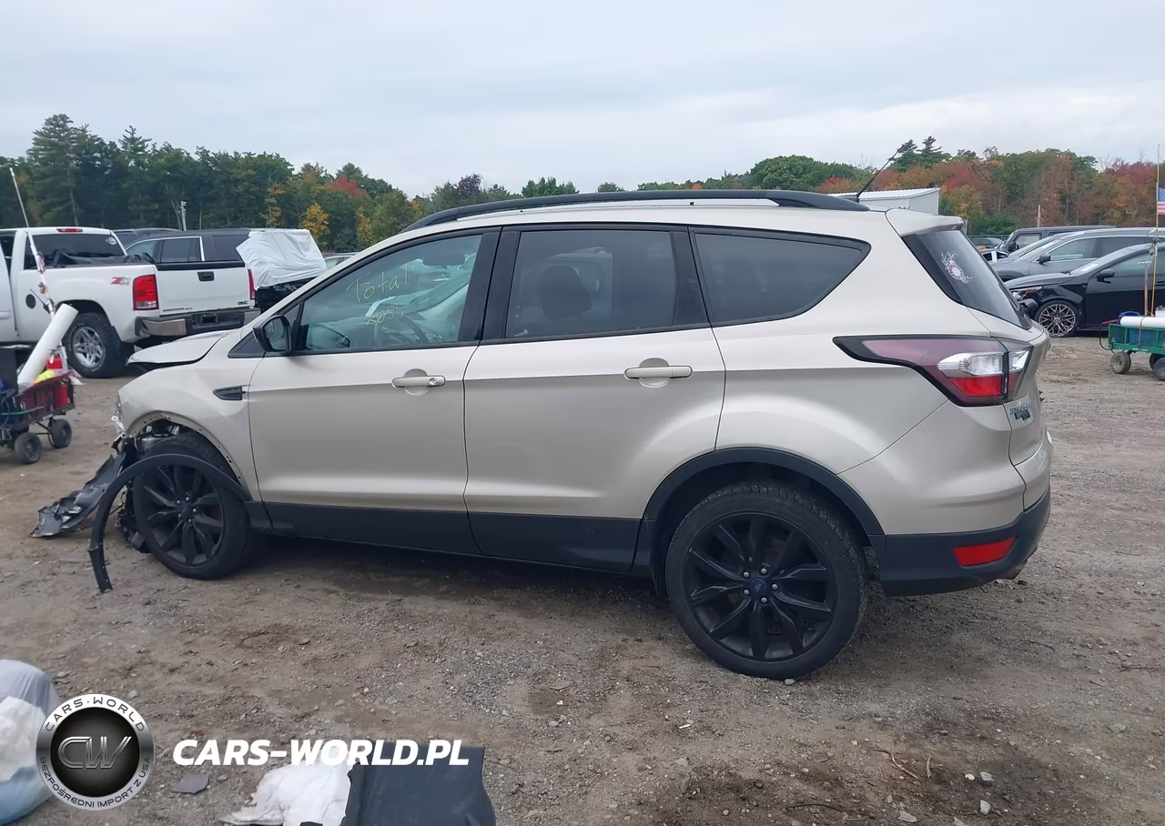 2017 Ford Escape Se VIN:1FMCU9GD1HUD47724 - 15