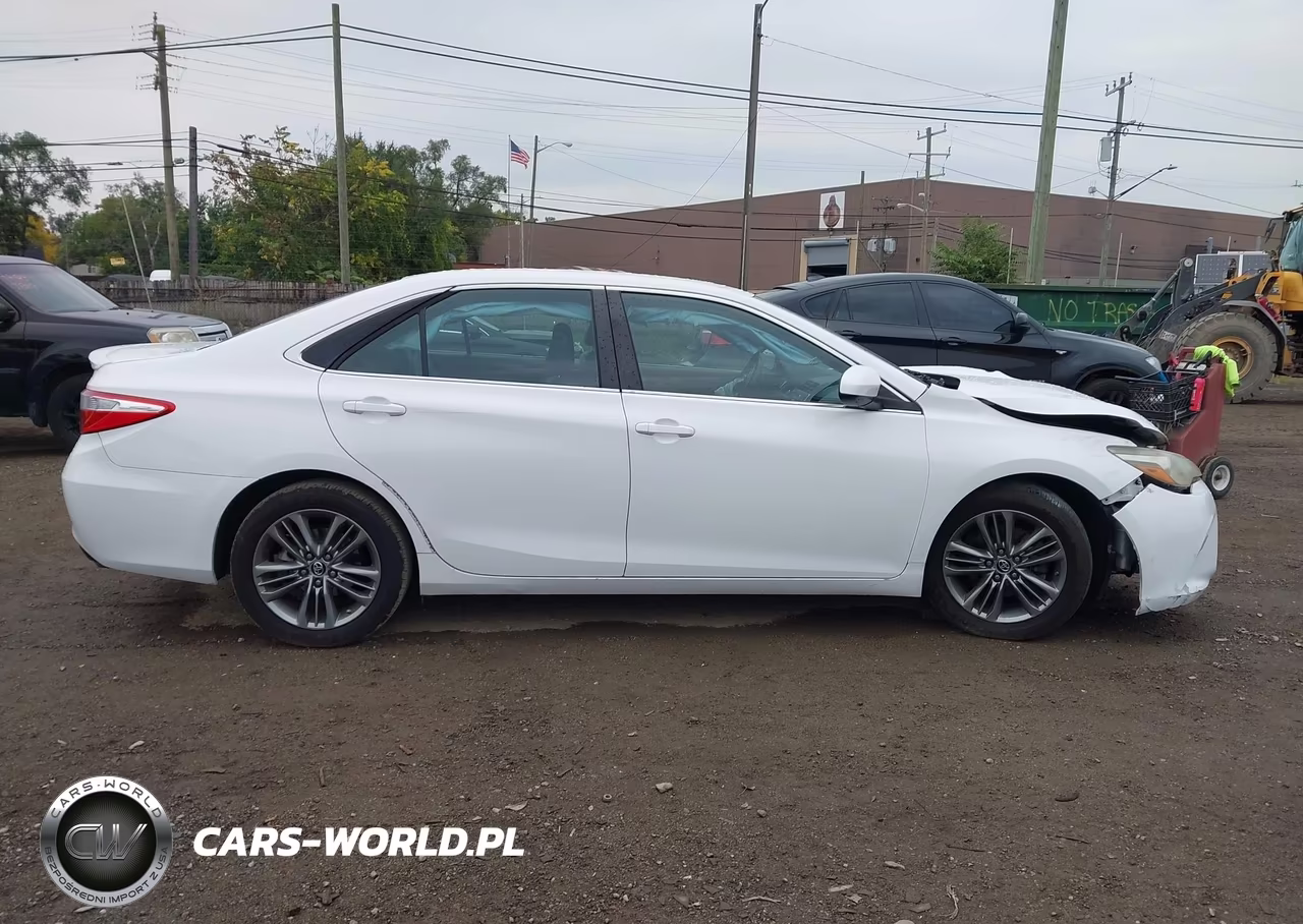 2015 Toyota Camry Se VIN:4T1BF1FK7FU028624 - 13