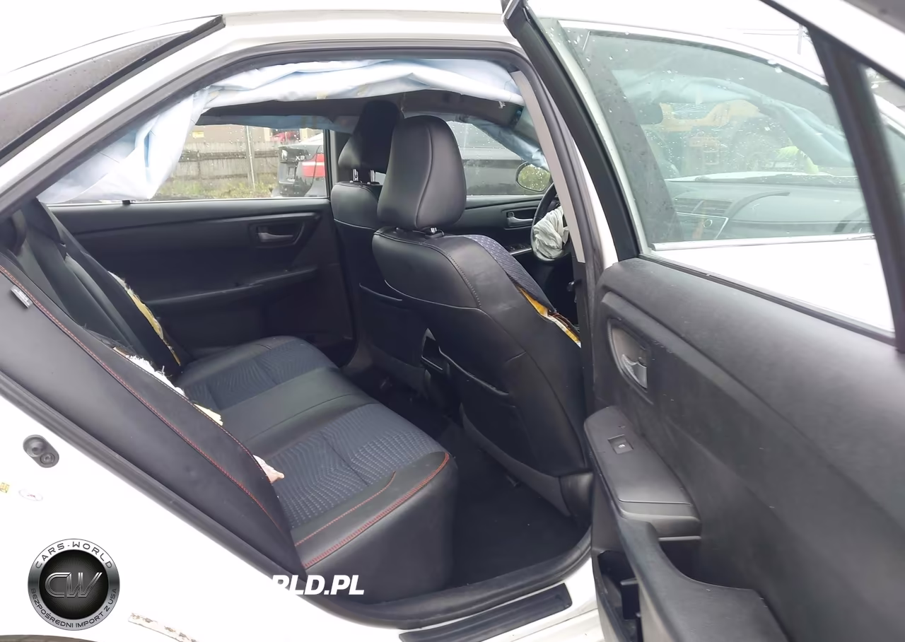 2015 Toyota Camry Se VIN:4T1BF1FK7FU028624 - 8