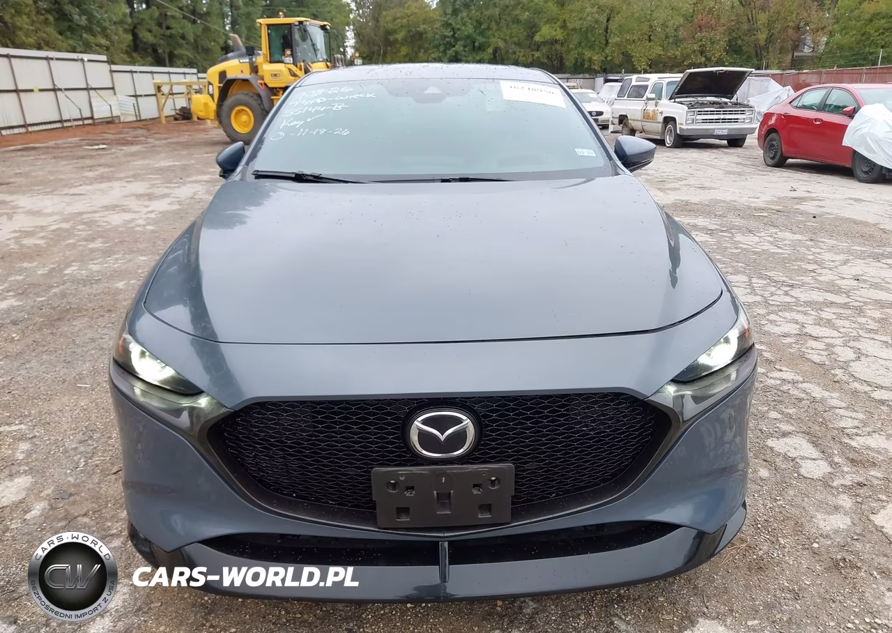 2022 Mazda Mazda3 Premium VIN:JM1BPAMLXN1510985 - 12