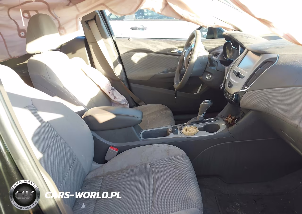 2018 Chevrolet Cruze Ls Auto VIN:1G1BC5SM2J7162680 - 5