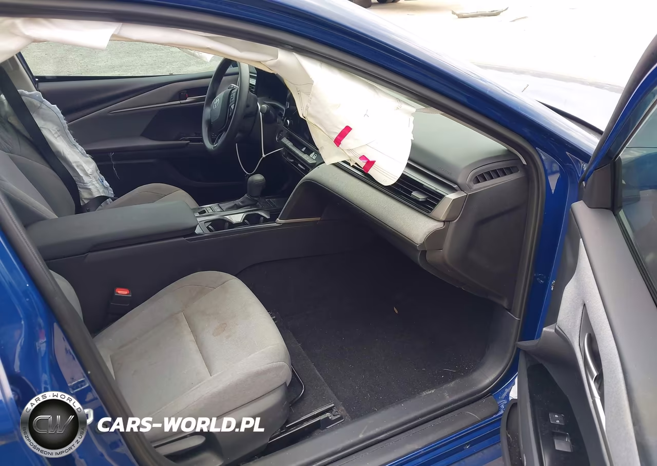 2025 Toyota Camry Le VIN:4T1DAACKXSU177177 - 5