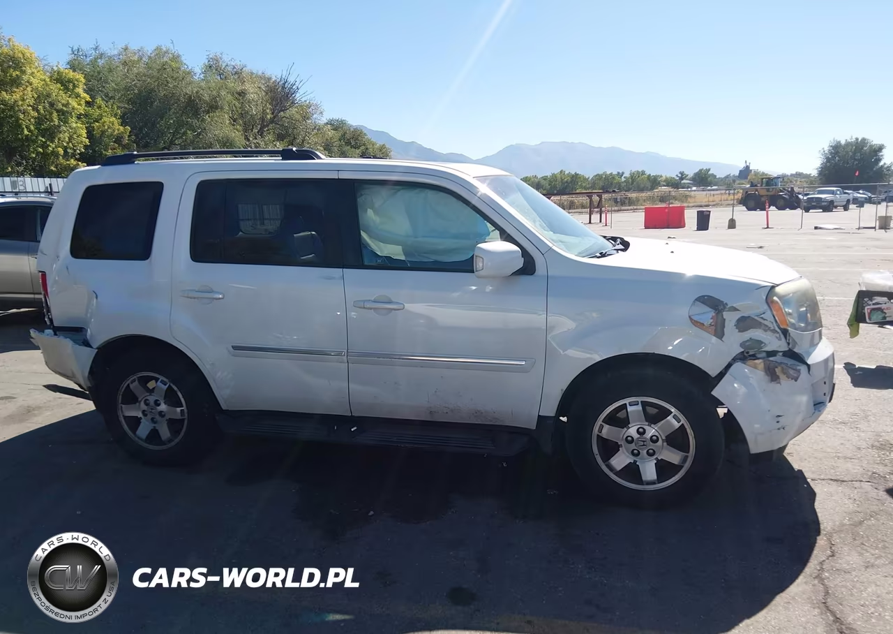 2011 Honda Pilot Touring VIN:5FNYF4H95BB101065 - 13