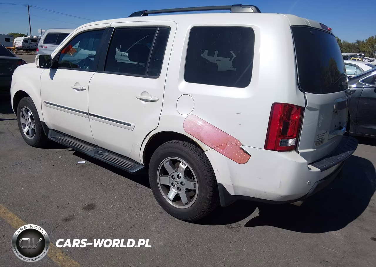 2011 Honda Pilot Touring VIN:5FNYF4H95BB101065 - 3