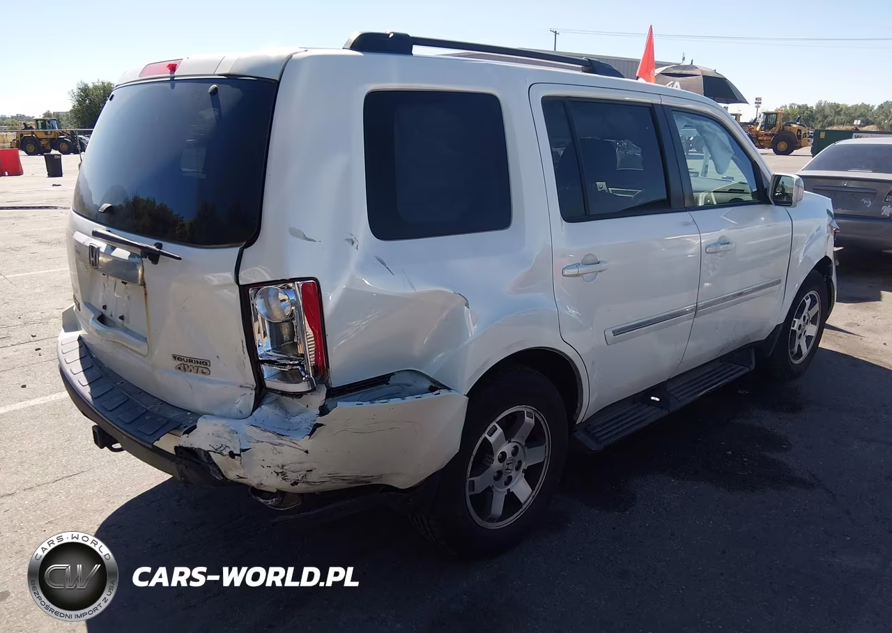 2011 Honda Pilot Touring VIN:5FNYF4H95BB101065 - 4