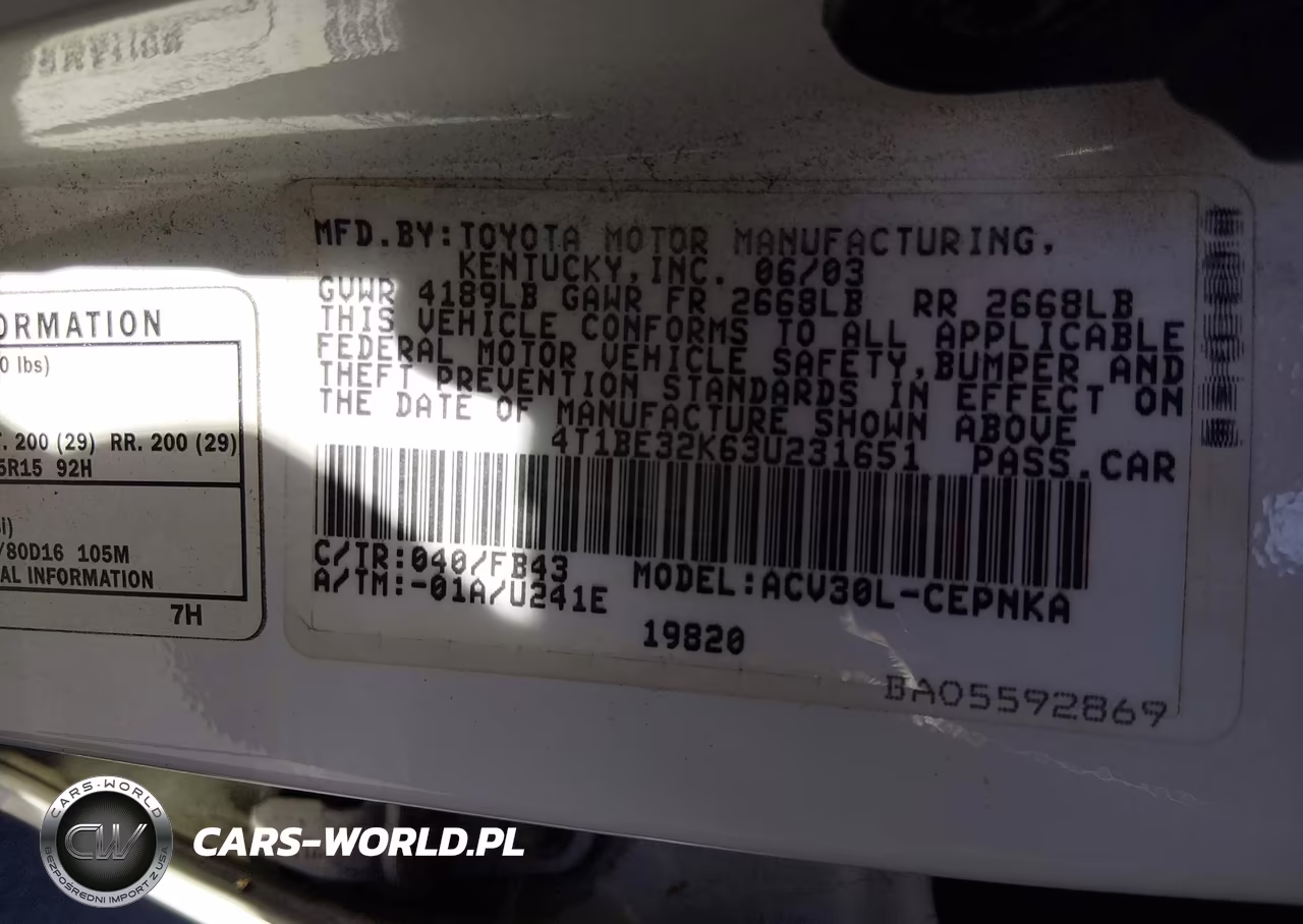 2003 Toyota Camry Le VIN:4T1BE32K63U231651 - 17
