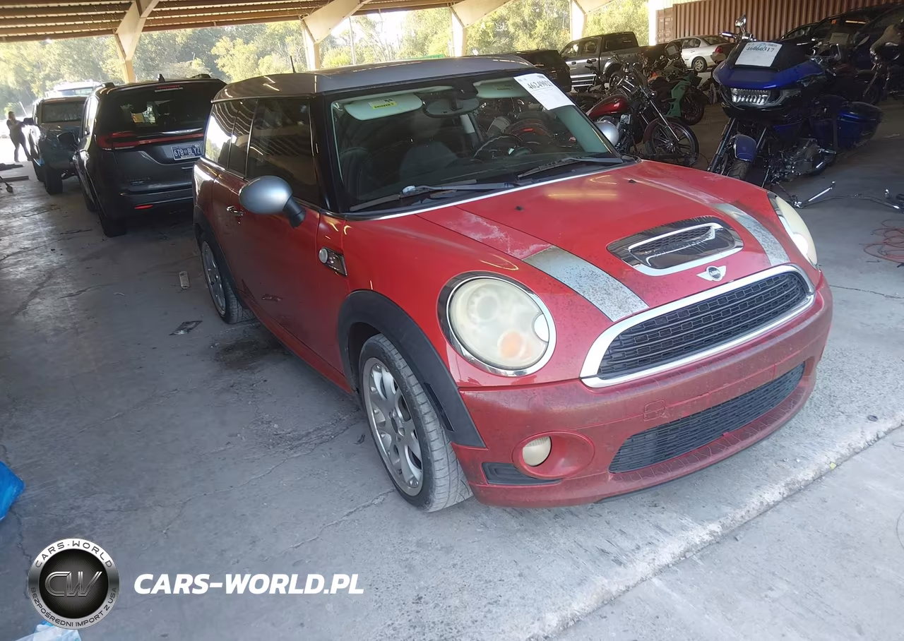 2009 Mini Cooper S Clubman VIN:WMWMM33529TP91574 - 1