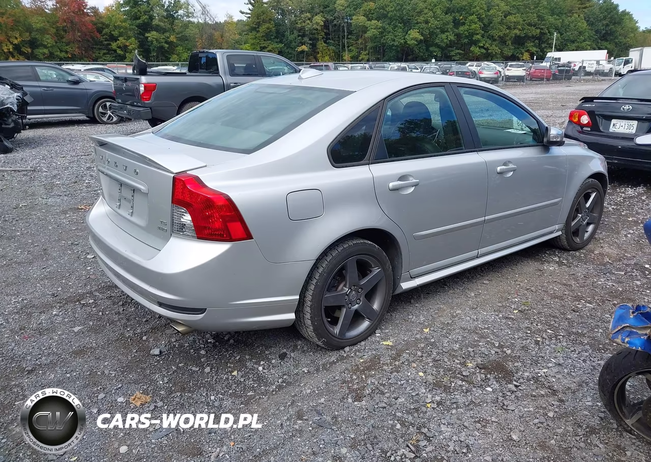 2009 Volvo S40 VIN:YV1MH672492456129 - 4
