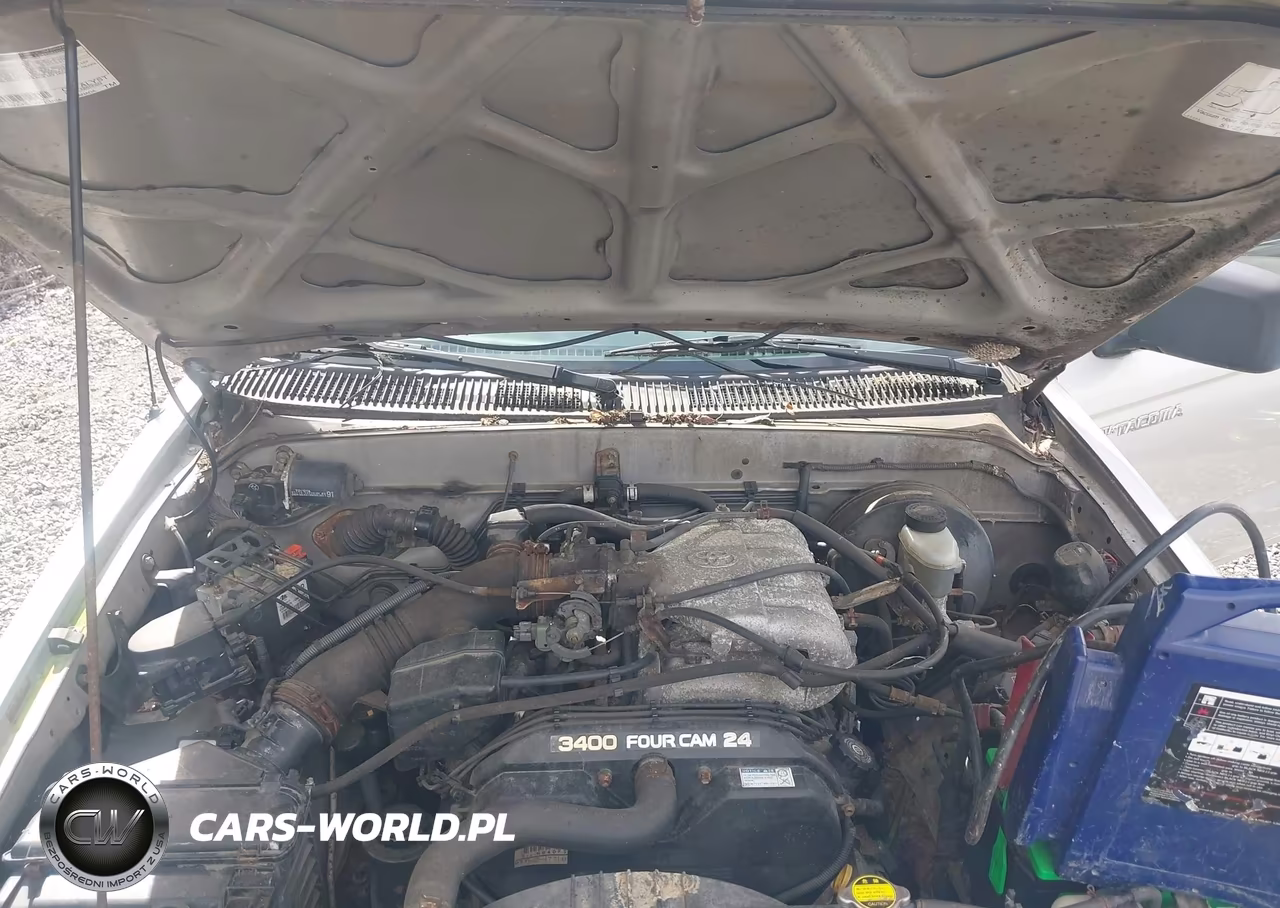 2002 Toyota Tacoma Base V6 VIN:5TEWN72N32Z136994 - 10