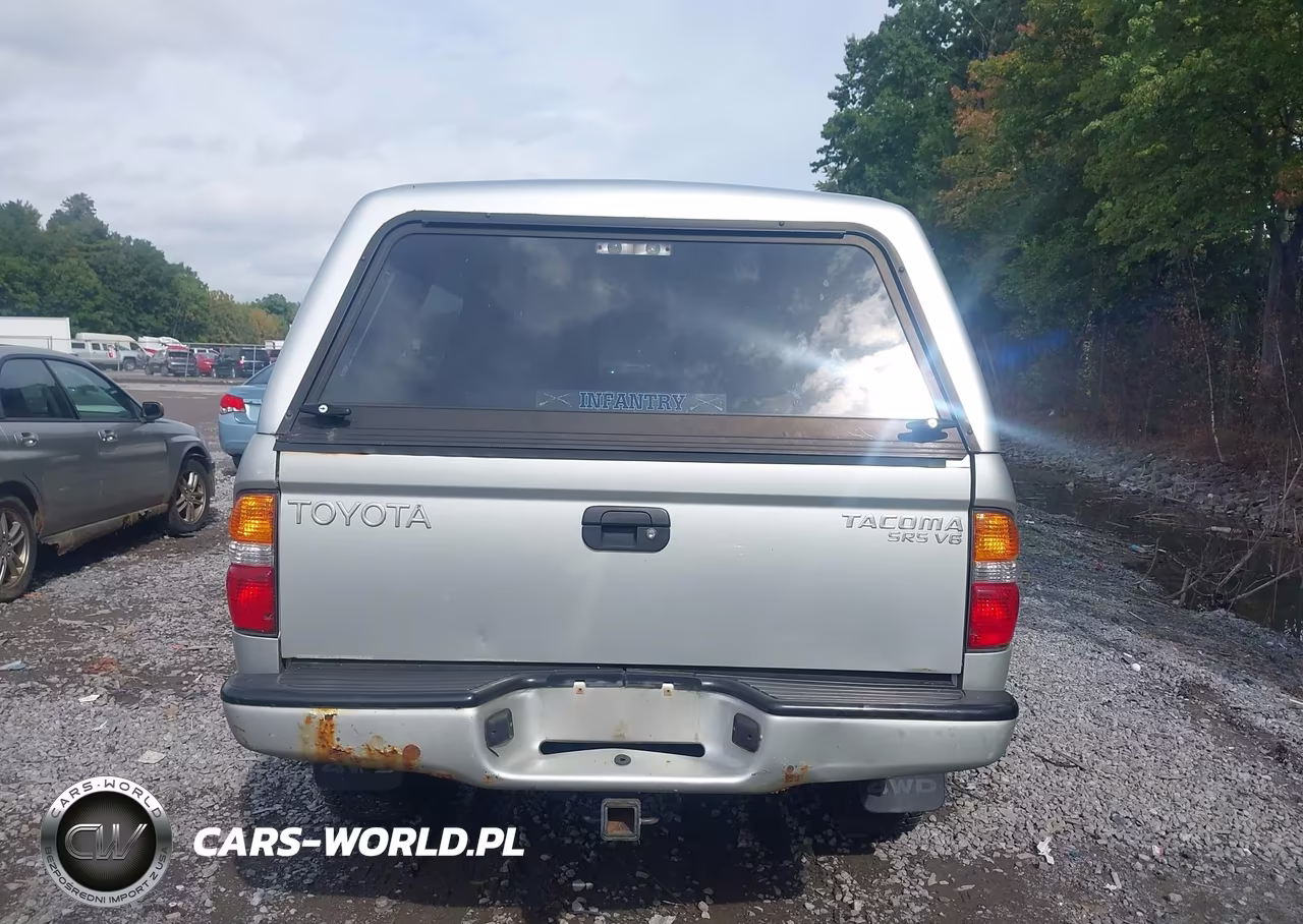 2002 Toyota Tacoma Base V6 VIN:5TEWN72N32Z136994 - 16