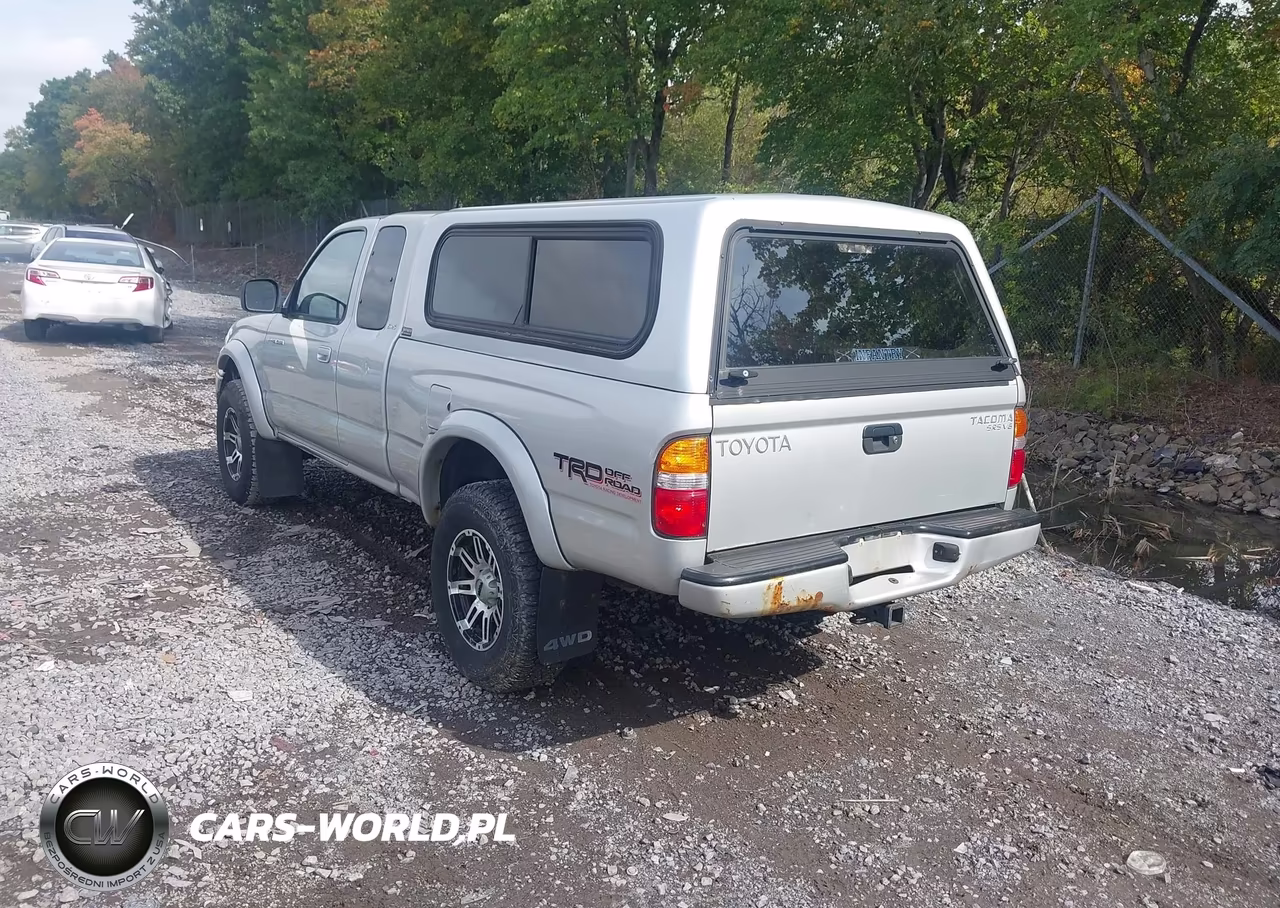 2002 Toyota Tacoma Base V6 VIN:5TEWN72N32Z136994 - 3