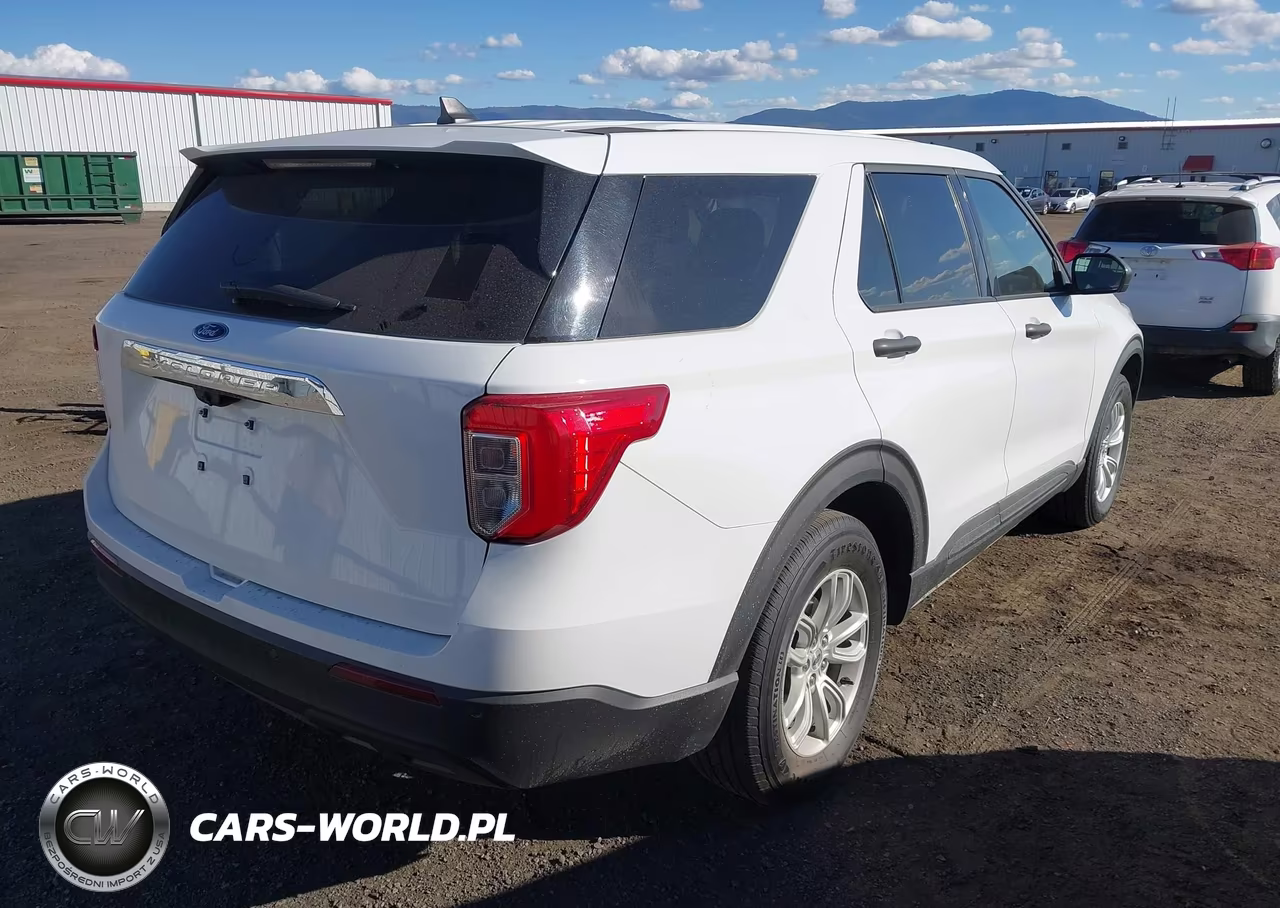 2021 Ford Explorer VIN:1FMSK8BHXMGC24955 - 4