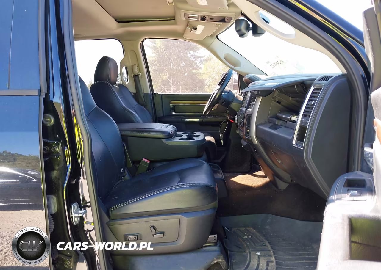 2014 Ram 1500 Laramie VIN:1C6RR7VMXES481170 - 5