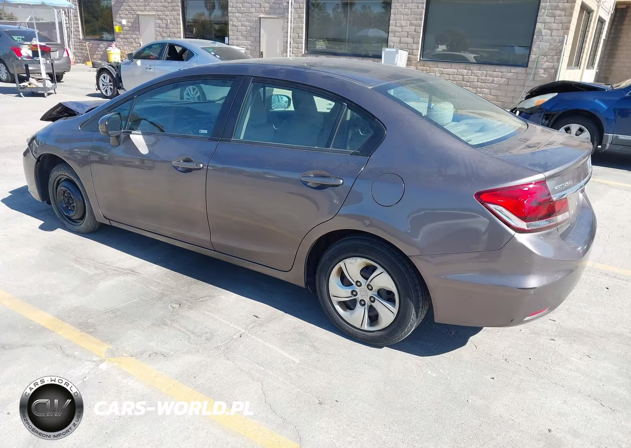2015 Honda Civic Lx VIN:19XFB2F5XFE069135 - 3