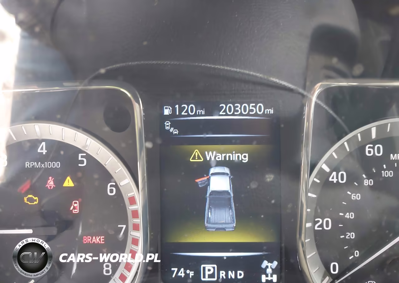 2017 Nissan Titan Platinum Reserve VIN:1N6AA1E59HN517773 - 7