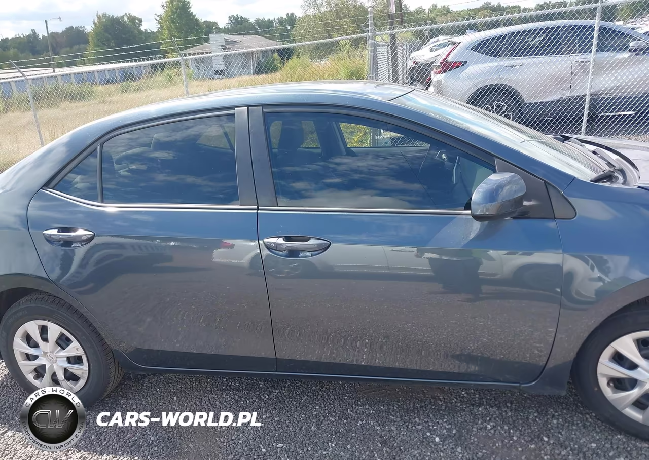 2019 Toyota Corolla L VIN:2T1BURHE0KC194894 - 13