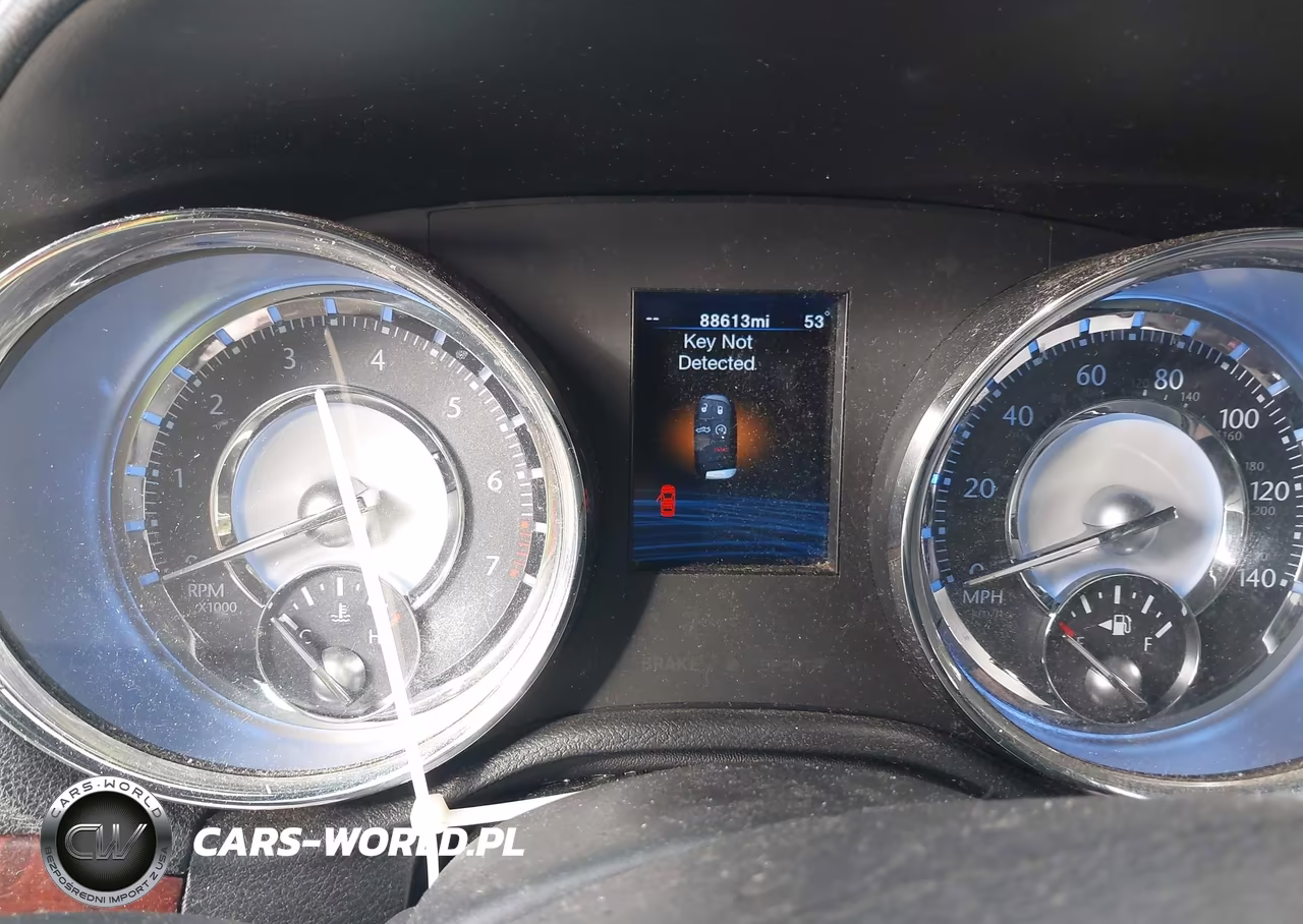 2012 Chrysler 300 Limited VIN:2C3CCACG8CH113217 - 7