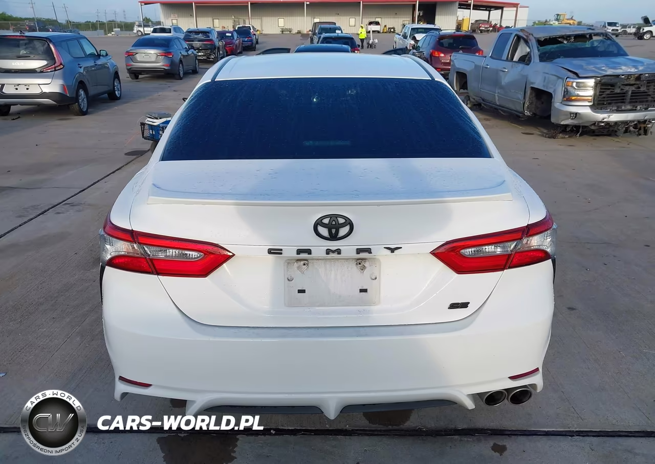 2018 Toyota Camry Se VIN:4T1B11HK0JU558048 - 16