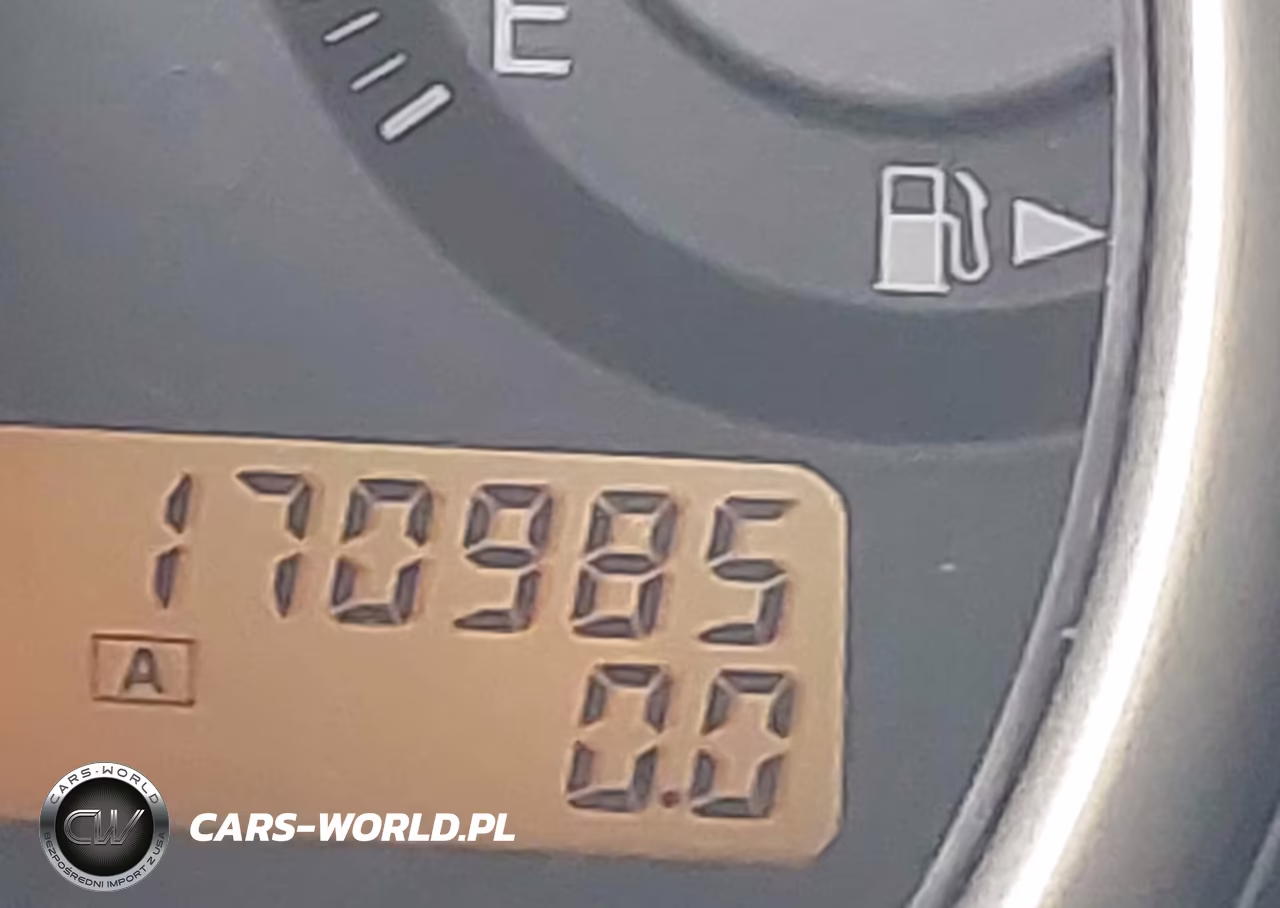 2009 Nissan Versa 1.8S VIN:3N1BC11E89L417725 - 15