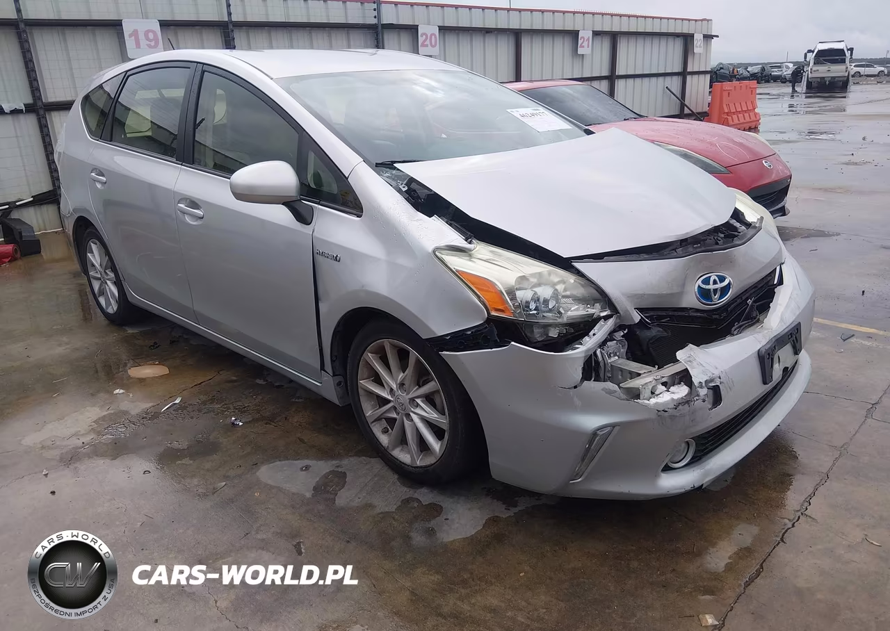 2013 Toyota Prius V Five