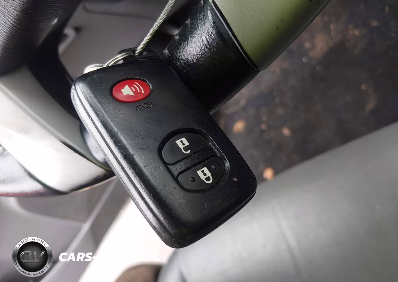 2013 Toyota Prius V Five VIN:JTDZN3EU2D3257204 - 11