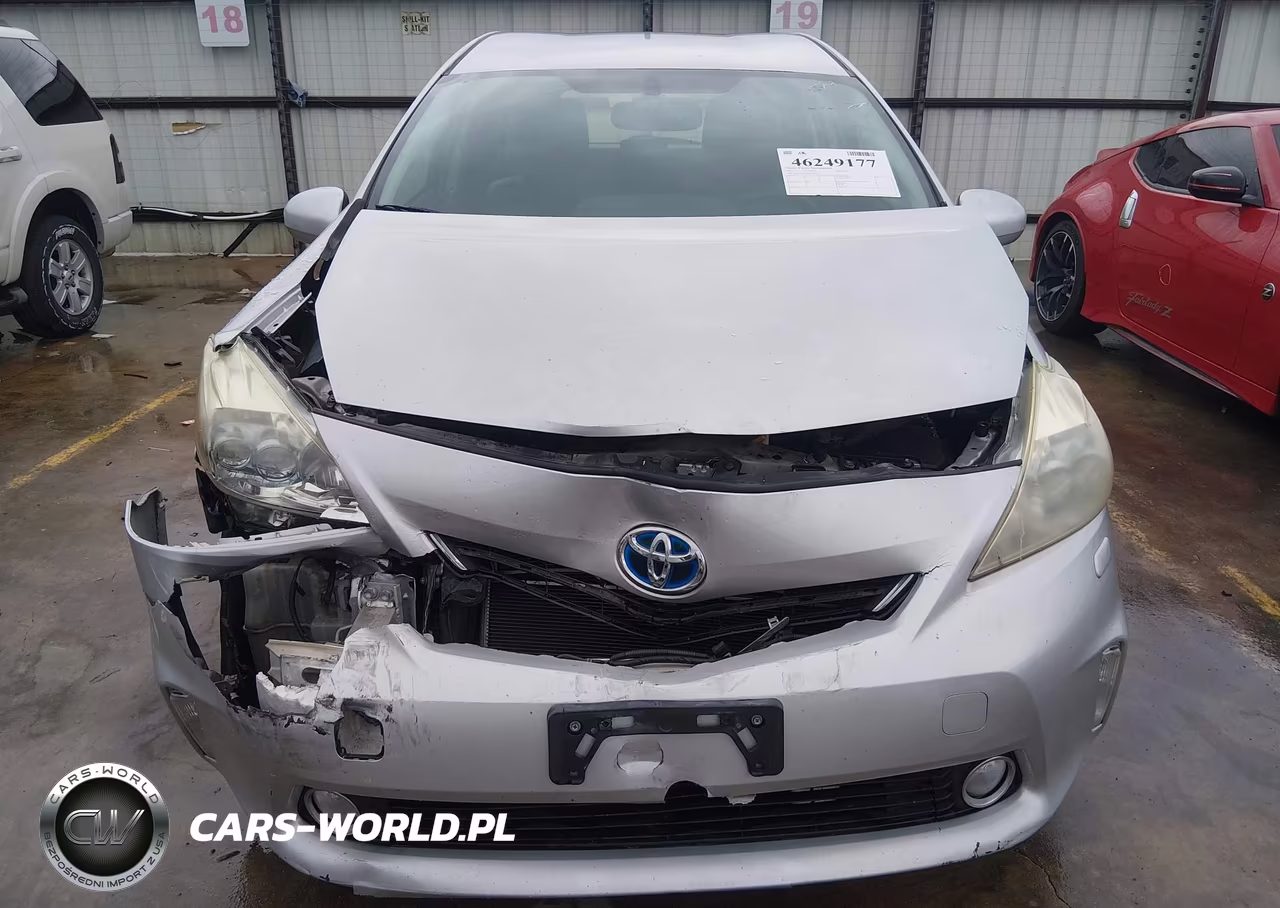 2013 Toyota Prius V Five VIN:JTDZN3EU2D3257204 - 6