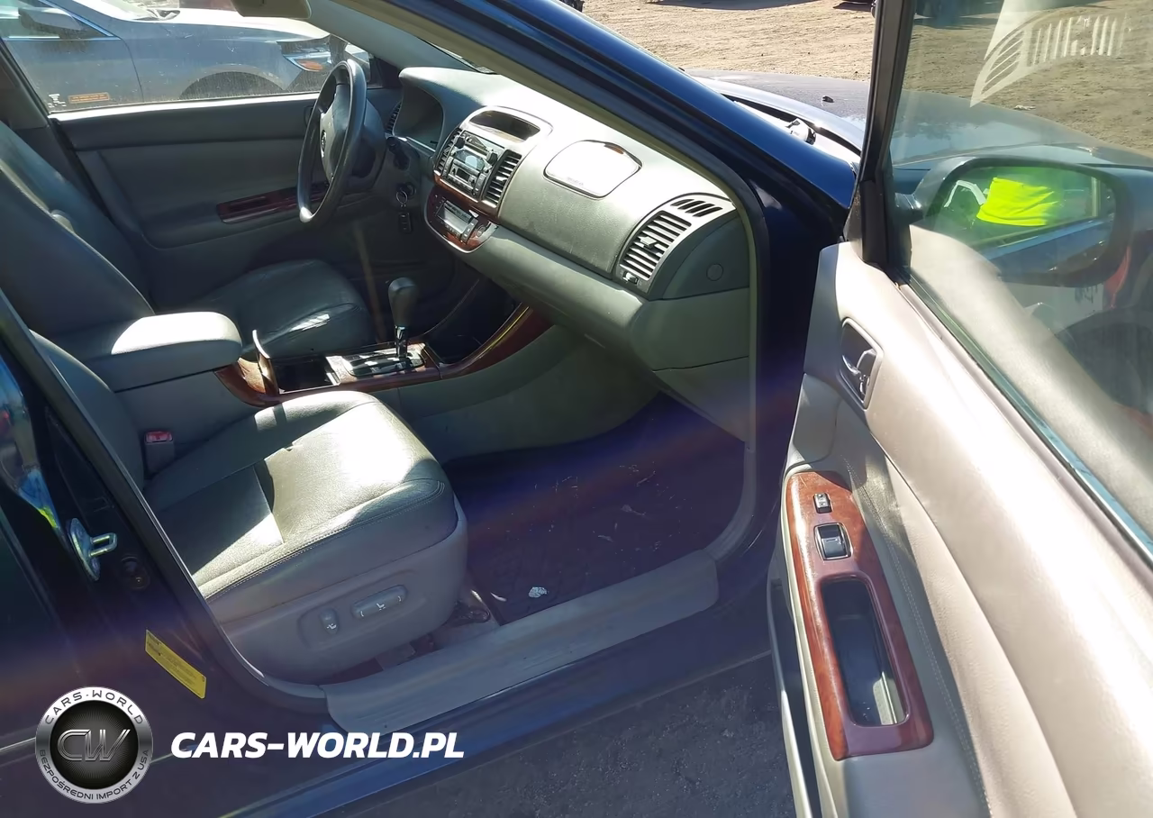 2004 Toyota Camry Xle VIN:4T1BE30K14U271995 - 5