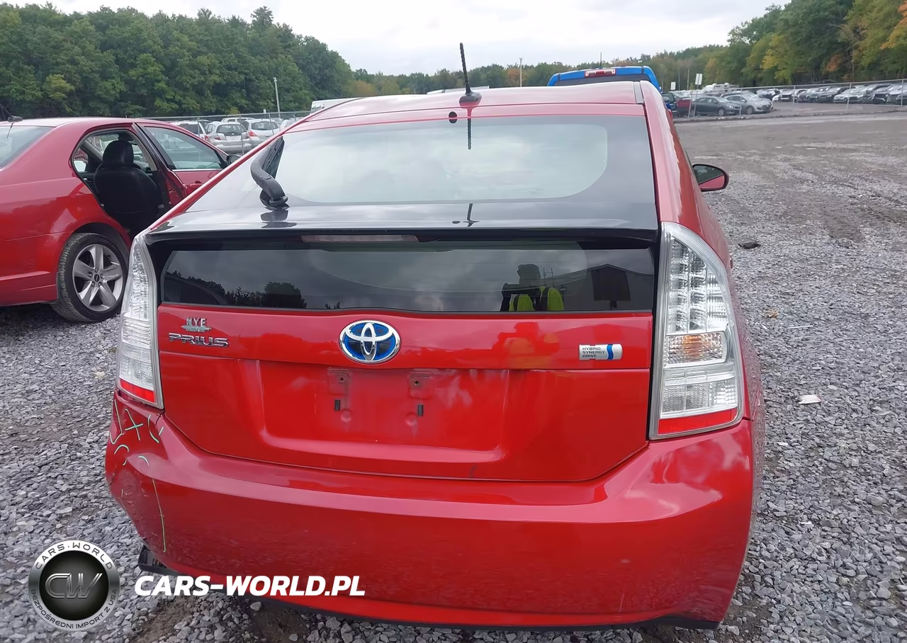 2011 Toyota Prius Two VIN:JTDKN3DU7B1439847 - 16