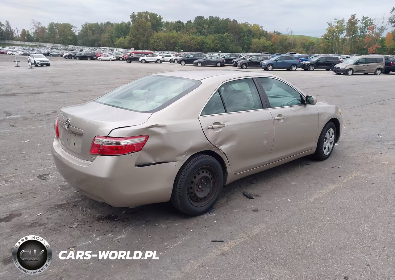 2007 Toyota Camry Le VIN:4T1BE46KX7U557779 - 4