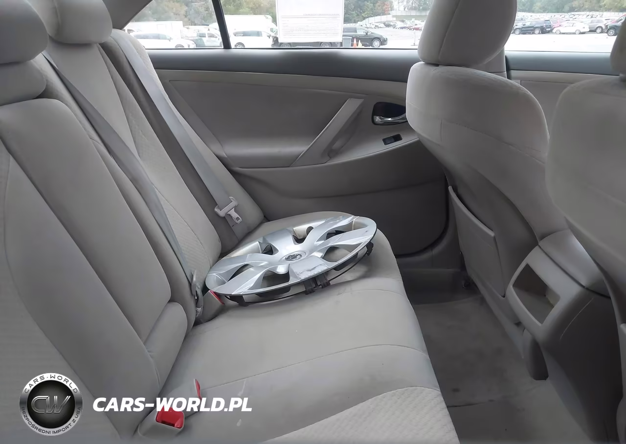 2007 Toyota Camry Le VIN:4T1BE46KX7U557779 - 8