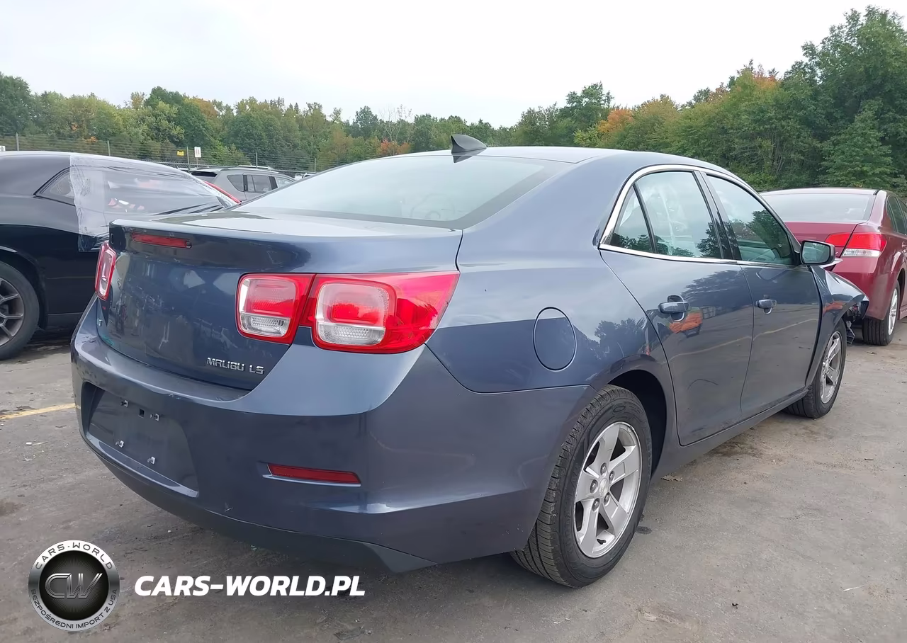 2015 Chevrolet Malibu 1Fl VIN:1G11A5SL3FF233682 - 4