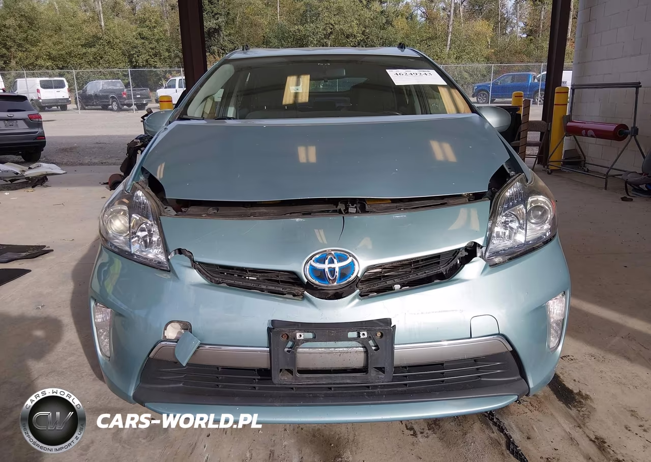 2015 Toyota Prius Plug-In VIN:JTDKN3DP6F3065414 - 12