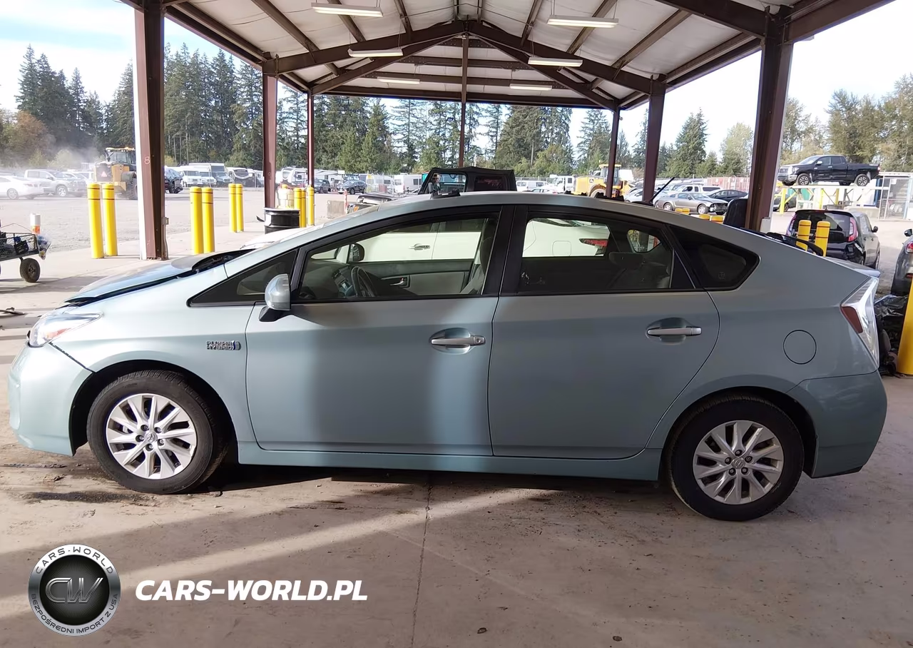 2015 Toyota Prius Plug-In VIN:JTDKN3DP6F3065414 - 14