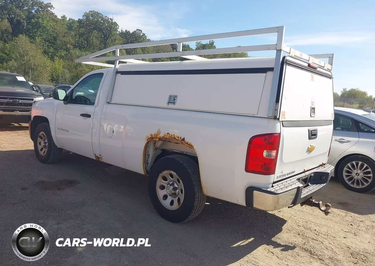 2013 Chevrolet Silverado 1500 Work Truck VIN:1GCNCPE01DZ204399 - 3
