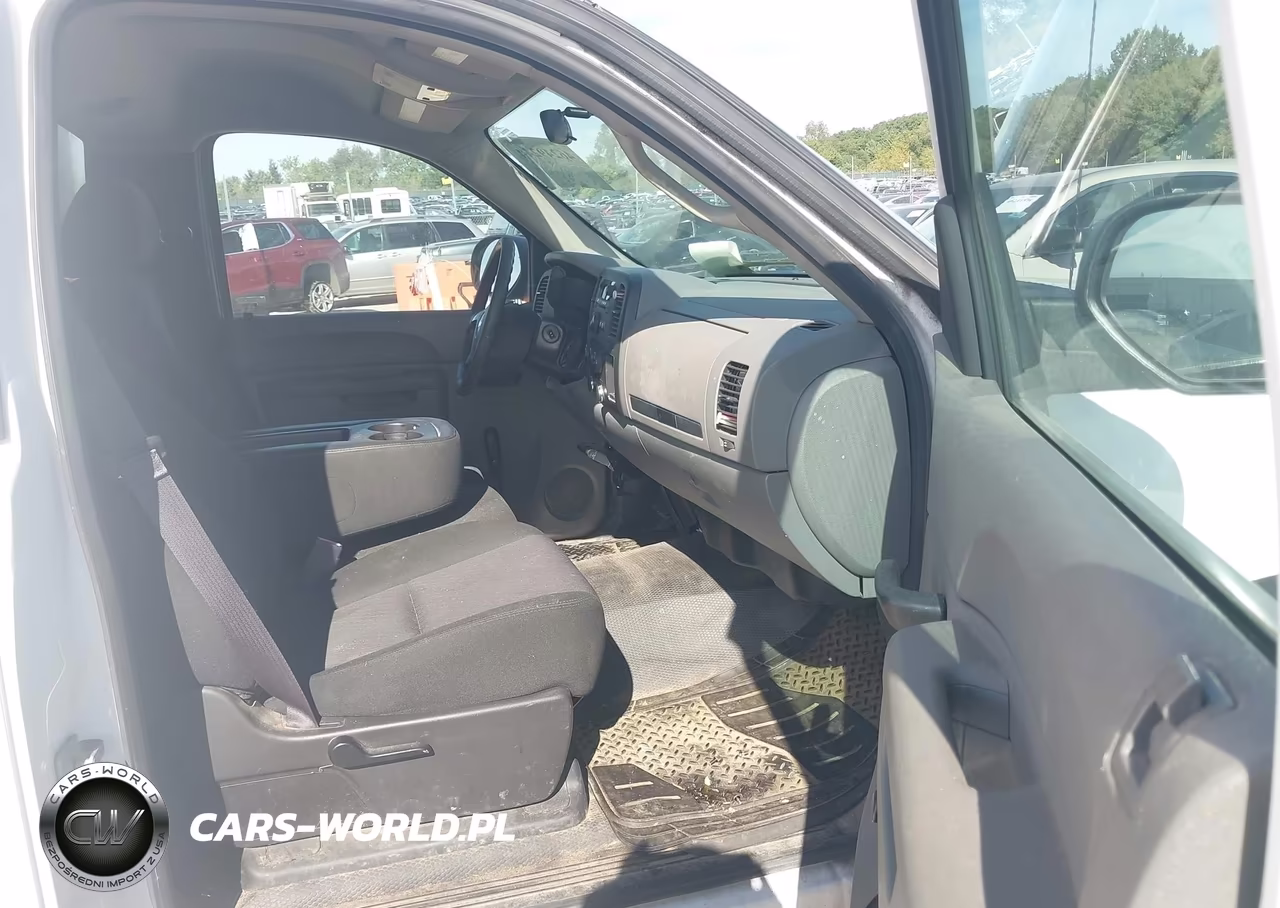 2013 Chevrolet Silverado 1500 Work Truck VIN:1GCNCPE01DZ204399 - 5