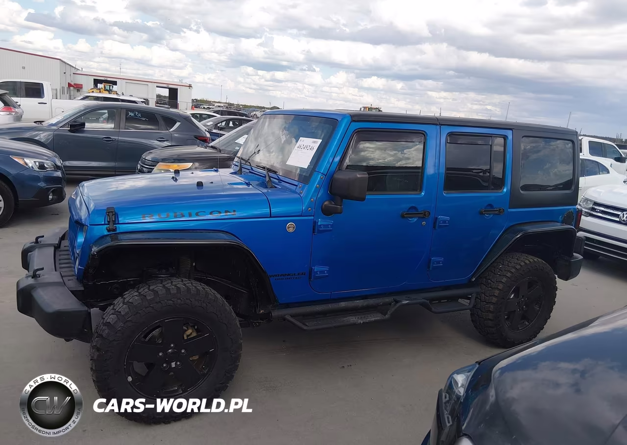 2015 Jeep Wrangler Unlimited Rubicon VIN:1C4BJWFGXFL769335 - 14
