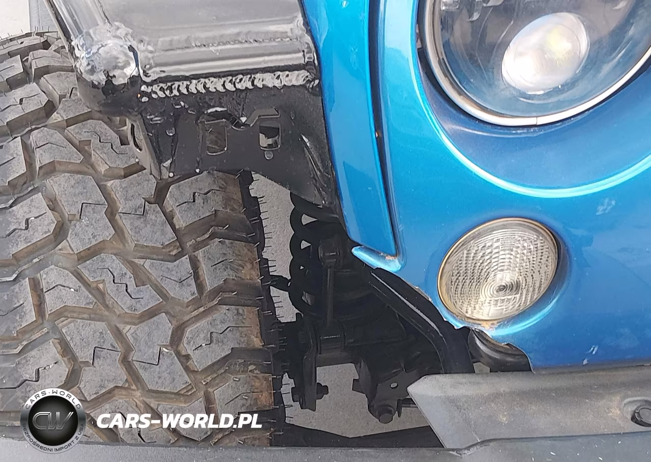 2015 Jeep Wrangler Unlimited Rubicon VIN:1C4BJWFGXFL769335 - 18