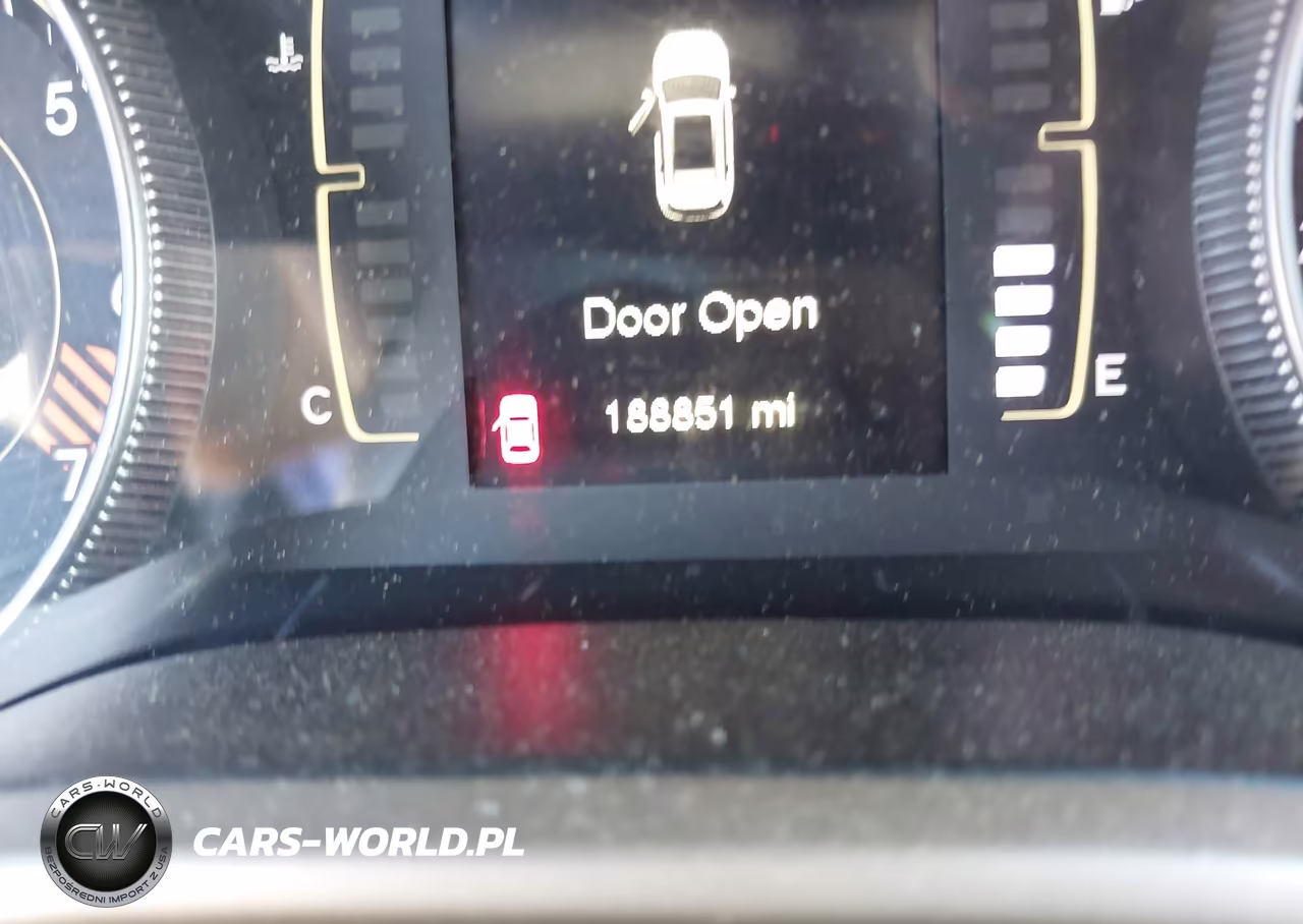 2014 Jeep Cherokee Sport VIN:1C4PJMAB1EW166566 - 15