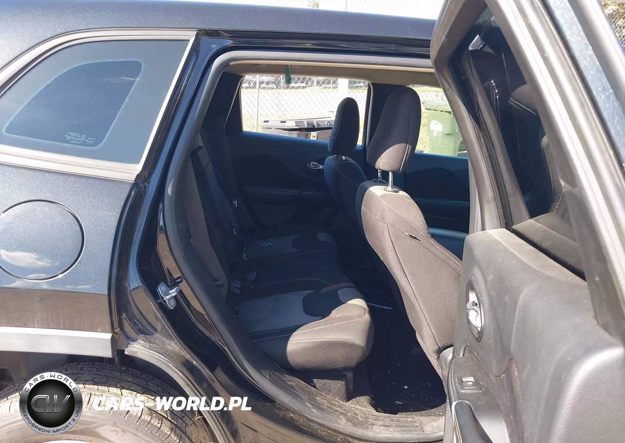 2014 Jeep Cherokee Sport VIN:1C4PJMAB1EW166566 - 8