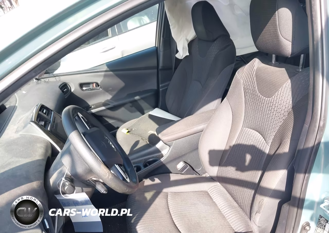 2017 Toyota Prius Two VIN:JTDKBRFU1H3039790 - 18