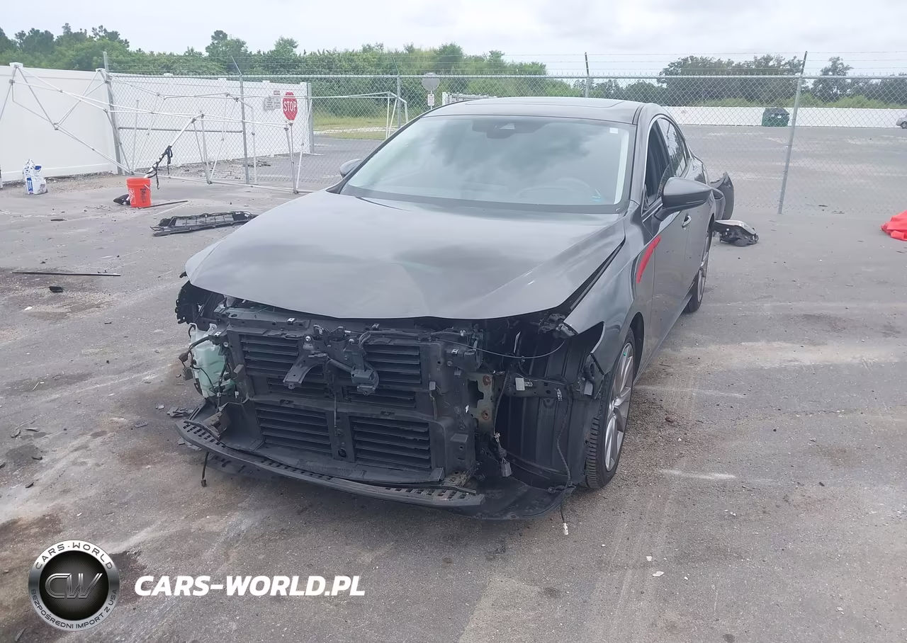 2019 Mazda Mazda3 Premium Package VIN:3MZBPAEM6KM100199 - 2