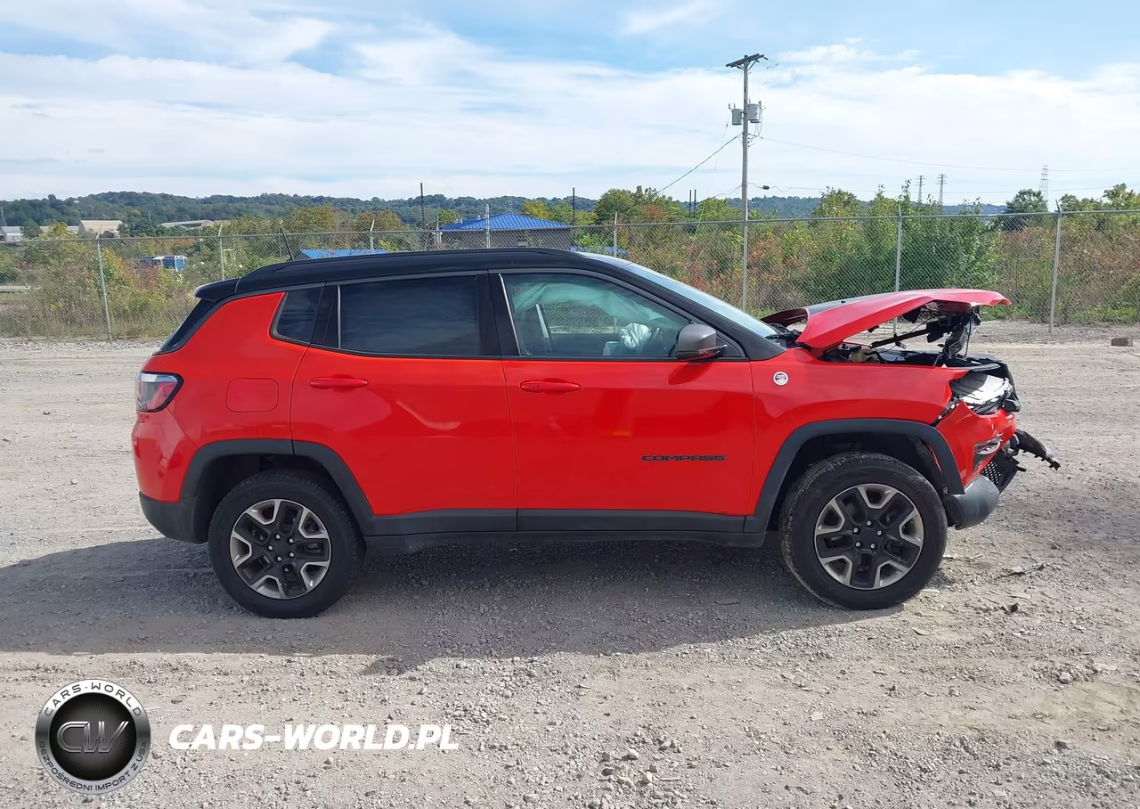 2018 Jeep Compass Trailhawk 4X4 VIN:3C4NJDDB2JT283561 - 13