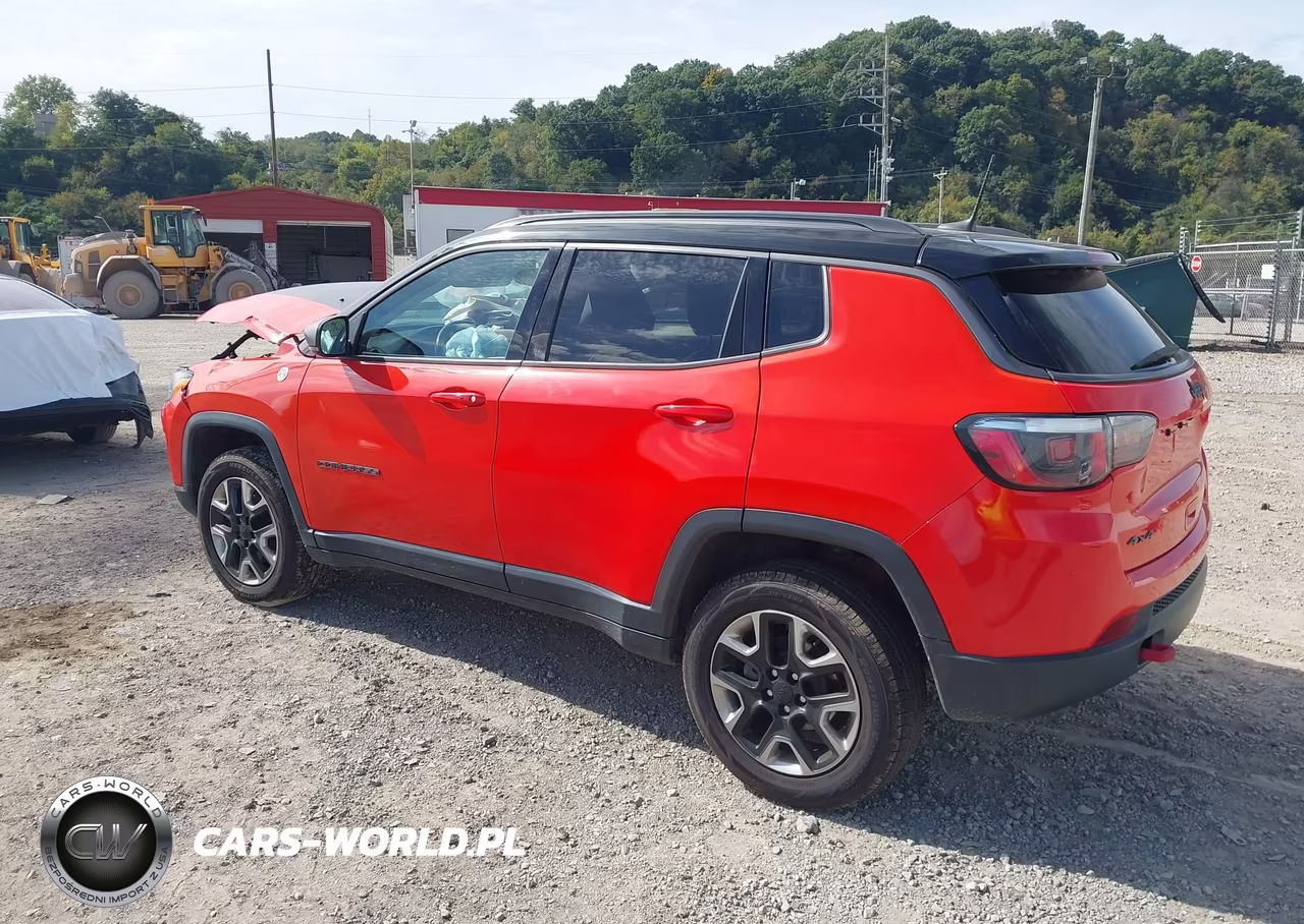 2018 Jeep Compass Trailhawk 4X4 VIN:3C4NJDDB2JT283561 - 3