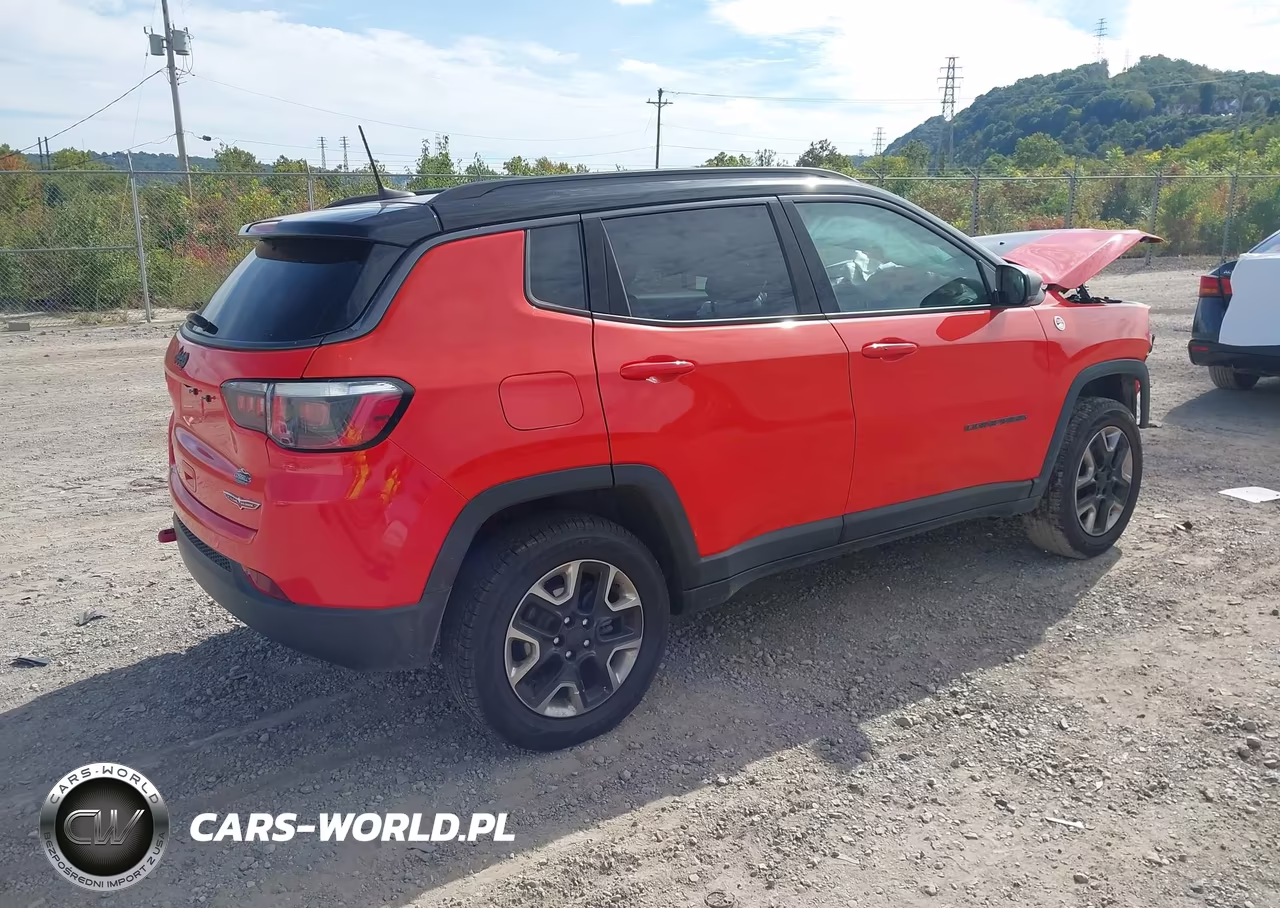 2018 Jeep Compass Trailhawk 4X4 VIN:3C4NJDDB2JT283561 - 4